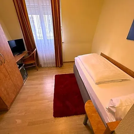 Bischoff Hotel